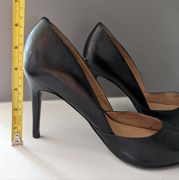 Banana Republic Heels 👠 - Picture 4 of 5